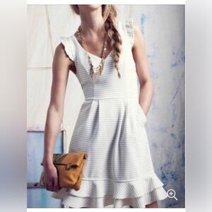 Anthropologie Maeve Sunland Flutter Ruffle Sleeve Knit dress size 12 Runs Small